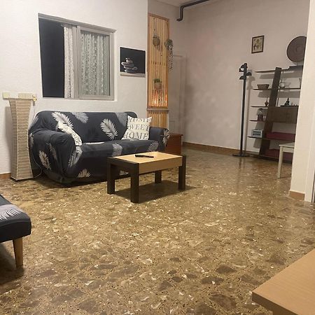 شقة Acogedora Planta Baja Benaguacil المظهر الخارجي الصورة